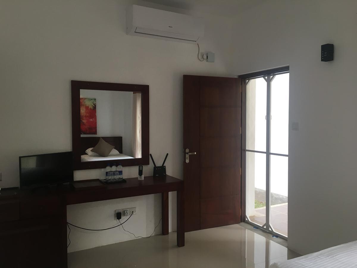 Villa A50 Negombo Exterior foto